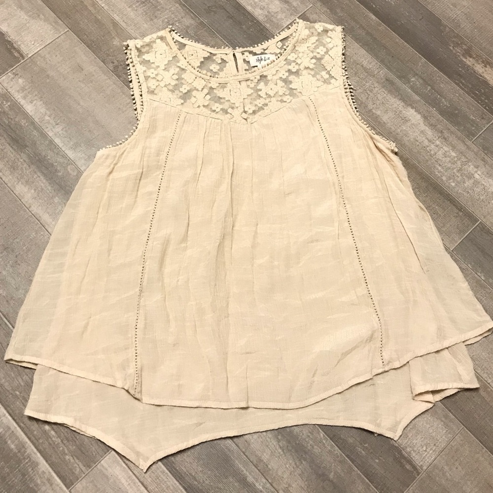 Flowing Lace Trimmed Tank Top